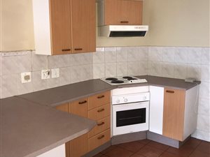 2 Bed Townhouse in Die Hoewes