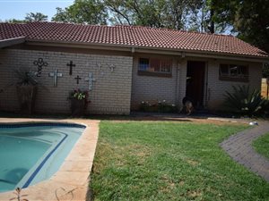 3 Bed House in Monument Park