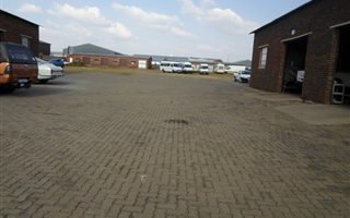 Commercial space in Aureus