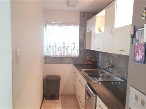 4 Bed House in Muckleneuk