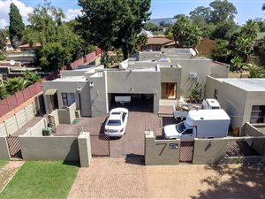 3 Bed House in Buccleuch