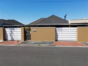 7 Bed House in Kenwyn
