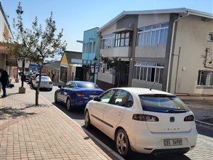 95 m² Retail Space in Mossel Bay Central