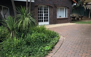 1 Bedroom Garden Cottage in Bryanston