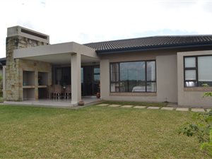 3 Bed House in Brettenwood Coastal Estate
