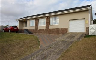 3 Bedroom House in Amalinda
