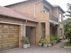 3 Bed House in Florida North