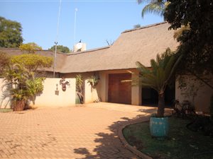 2.2 ha Farm in Dalmada AH