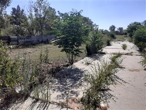 1810 m² Land available in Oudorp