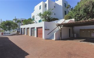 2 Bedroom Apartment in Shakas Rock