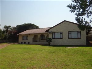 4 Bedroom House in Bazley Beach
