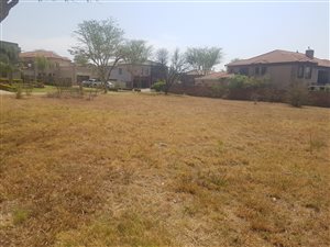 931 m² Land available in Six Fountains Estate