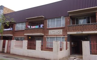 2 Bedroom Apartment in Vereeniging Central