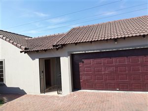 3 Bed House in Thatchfield