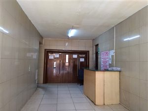 1 Bed Apartment in Joubert Park