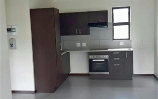 1 Bedroom Apartment in Jackal Creek Golf Estate