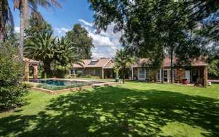 4 Bedroom House in Randjesfontein