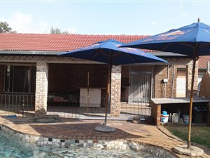 2 Bed Apartment in Cresslawn