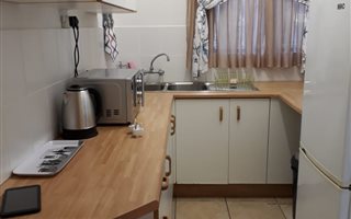 3 Bedroom Garden Cottage in Widenham