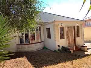 3 Bed House in Kensington