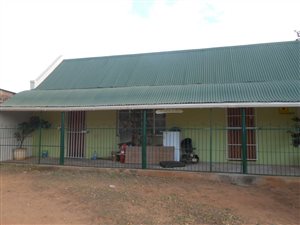 Commercial space in Hankey