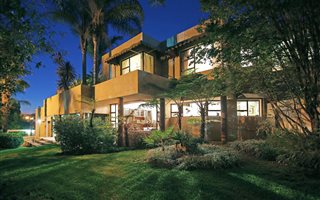 4 Bedroom House in Fourways Gardens