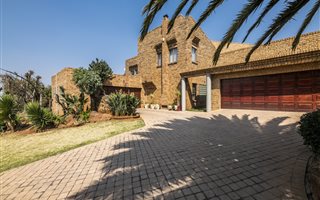 4 Bedroom House in Bassonia