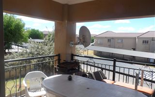 2 Bedroom Apartment in Ruimsig
