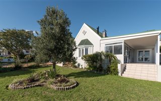 3 Bedroom House in Rome Glen