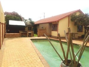 4 Bed House in Suideroord