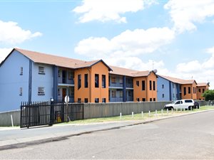 2 Bed Apartment in Tembisa