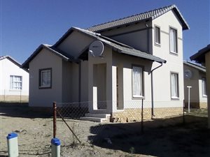 4 Bedroom House in Kya Sands