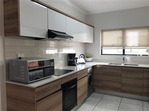 3 Bed Apartment in Crowthorne