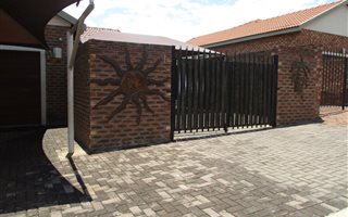 3 Bedroom House in Lydenburg