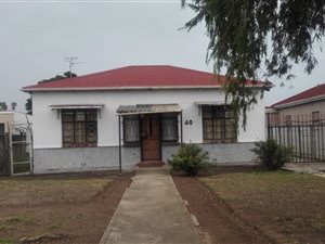 3 Bedroom House in Uitenhage Central