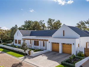 3 Bed House in Natures Valley