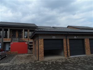 3 Bed Townhouse in Beyers Park