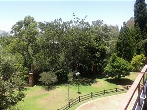 2 Bed Flat in Lynnwood Glen