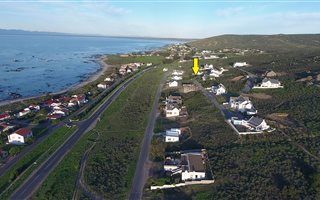 599 m² Land available in Britannica Heights