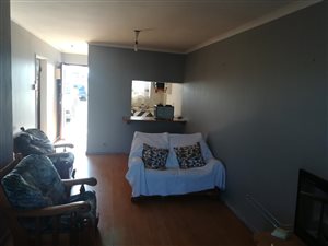 2 Bed Townhouse in Grassy Park
