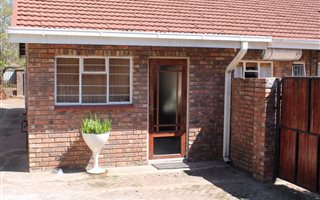 1 Bedroom Garden Cottage in Belfast