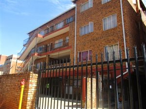 2 Bed Apartment in Kempton Park Central