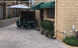 1 Bedroom Garden Cottage in Parkmore
