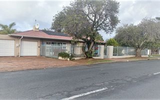 3 Bedroom House in Arauna