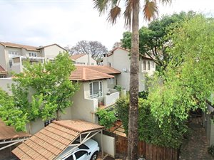 3 Bed Duplex in Oaklands
