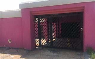 2 Bedroom House in Emdeni