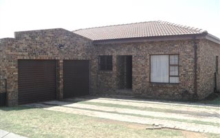 3 Bedroom Townhouse in Kriel