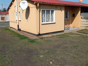 2 Bed House in Shastri Park