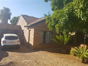 2 Bed Townhouse in Magalieskruin
