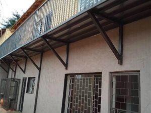16 Bed Apartment in Lenasia